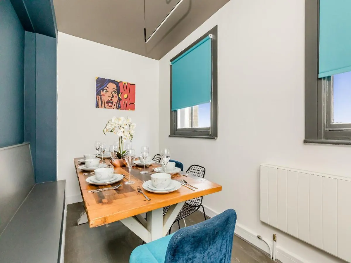 Your Central Stay 5 Bedroom Flat Brighton